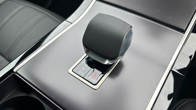 Land Rover Range Rover Evoque 2.0 D200 Hoxton Edition 5dr Auto Diesel Hatchback - Image 13